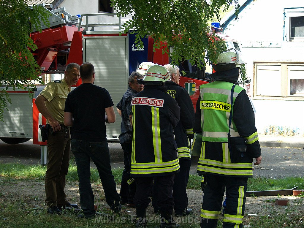 Detonation im Haus Erftstadt Dirmertsheim Brueckenstr P547.JPG